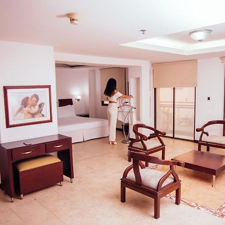Hotel Plaza Las Americas Калі Екстер'єр фото
