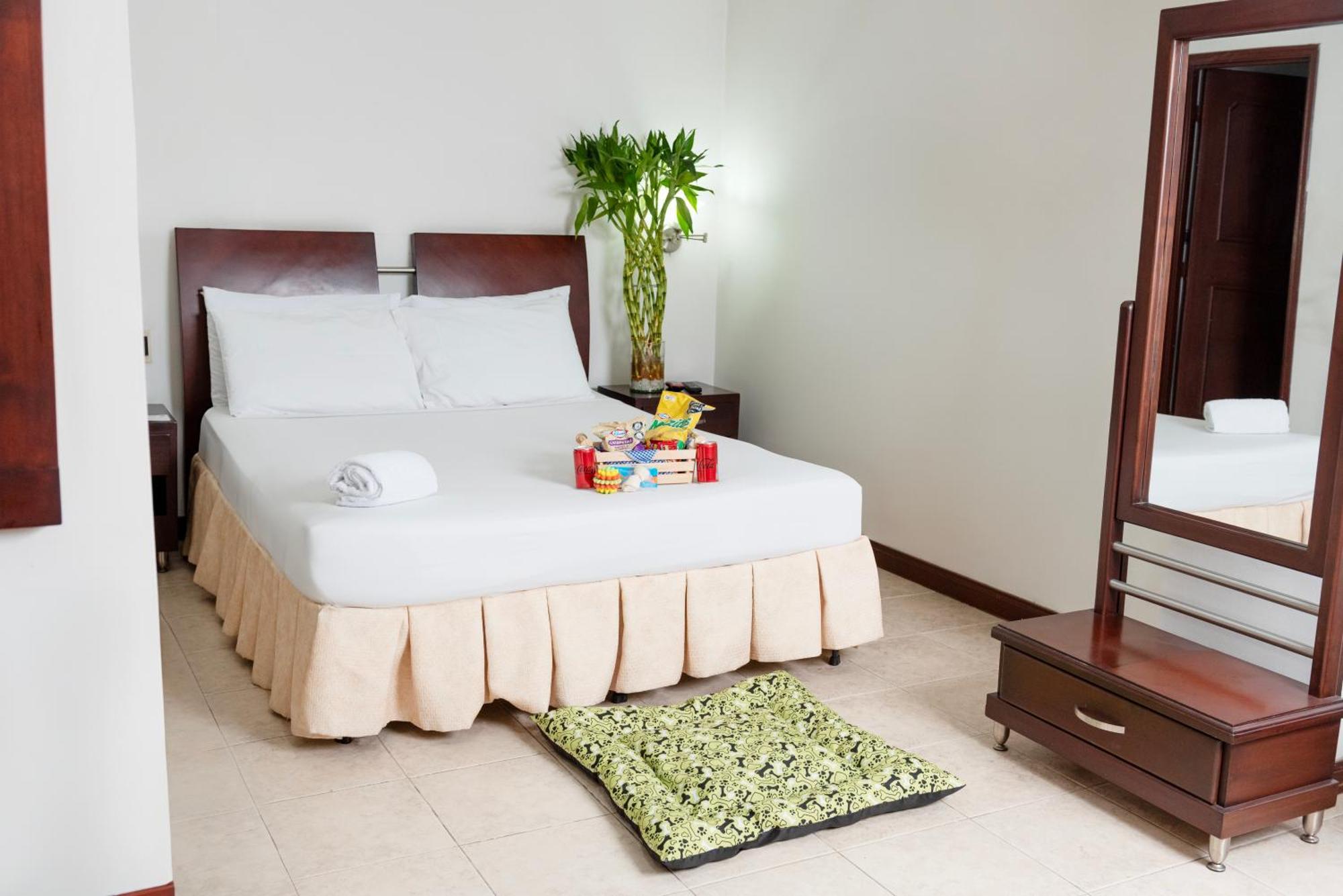 Hotel Plaza Las Americas Калі Екстер'єр фото